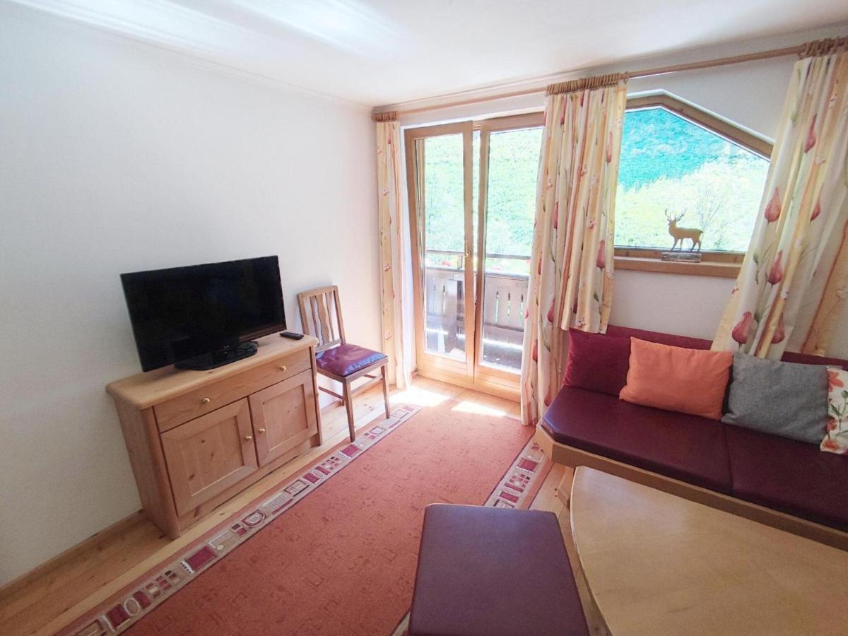Pretty Holiday Home In Mayerhofen With Balcony Mayrhofen Exterior foto