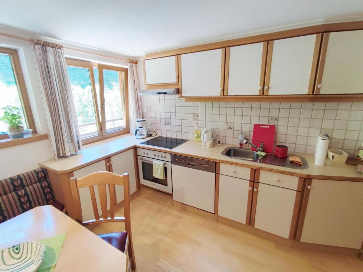 Pretty Holiday Home In Mayerhofen With Balcony Mayrhofen Exterior foto